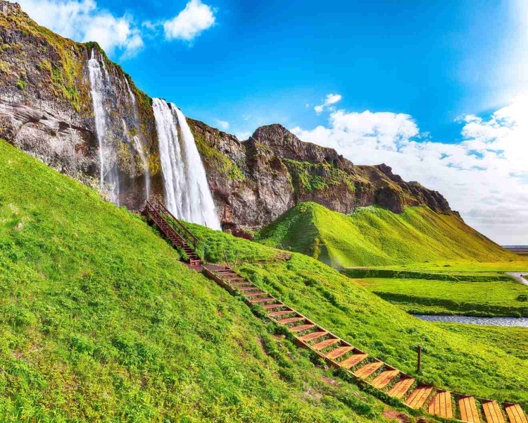 10 Best Waterfalls in Iceland You HAVE TO Visit