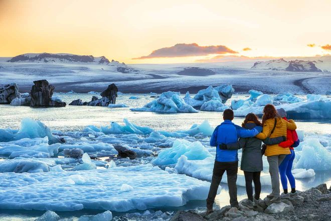 6 Days Guided Tour in a Mini Bus - See the Best of Iceland!