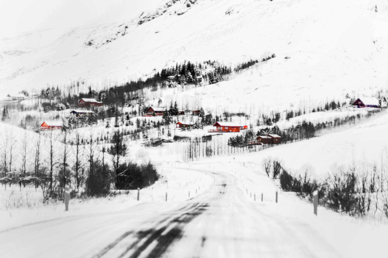 Driving in Iceland During the Winter? Read this first!