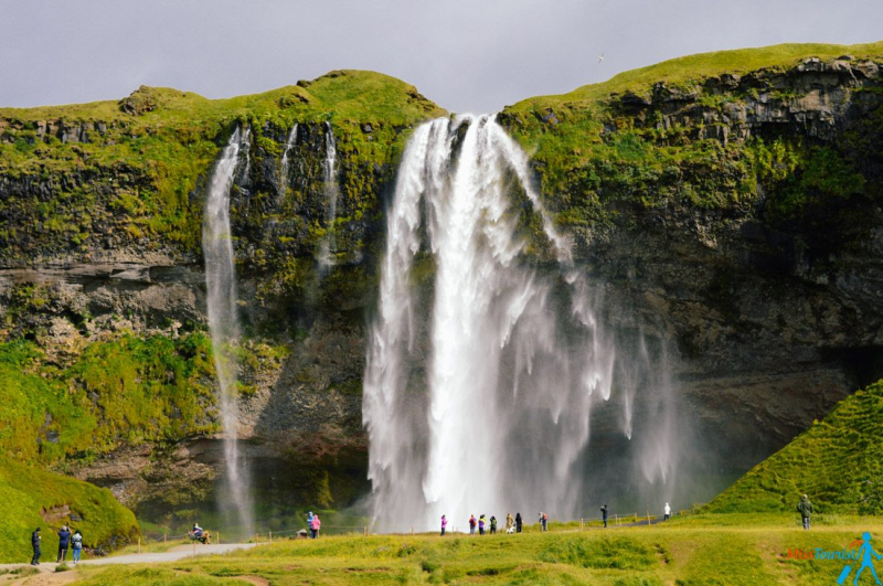 The Golden Circle Tour & the South - Iceland Road Trip (Part 1)